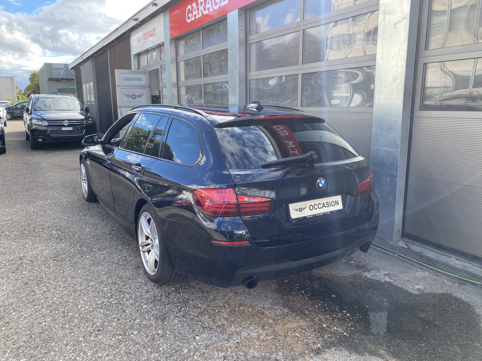 BMW 535d Touring xDrive Modern Line Steptronic-image-6