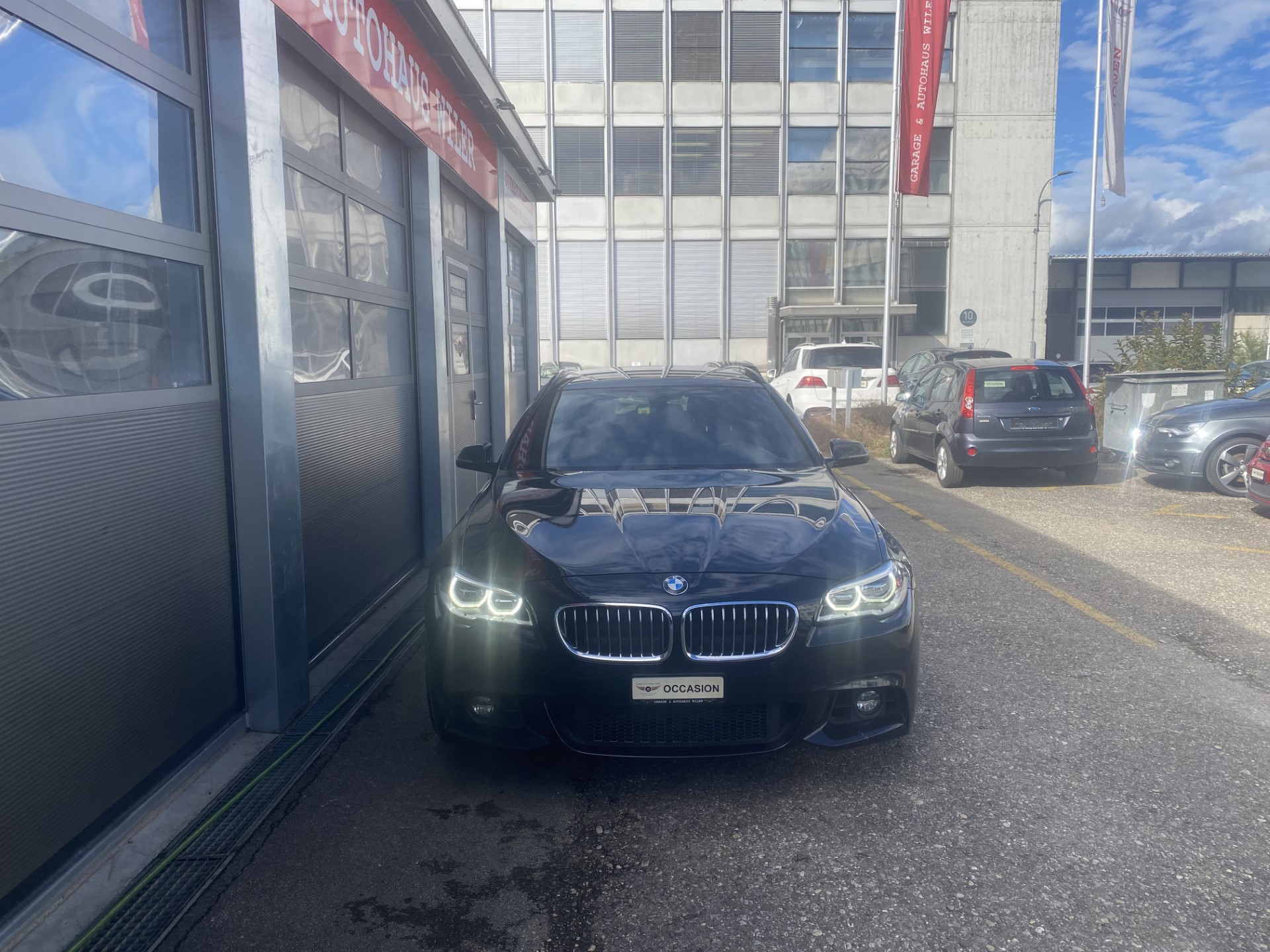 BMW 535d Touring xDrive Modern Line Steptronic-image-1