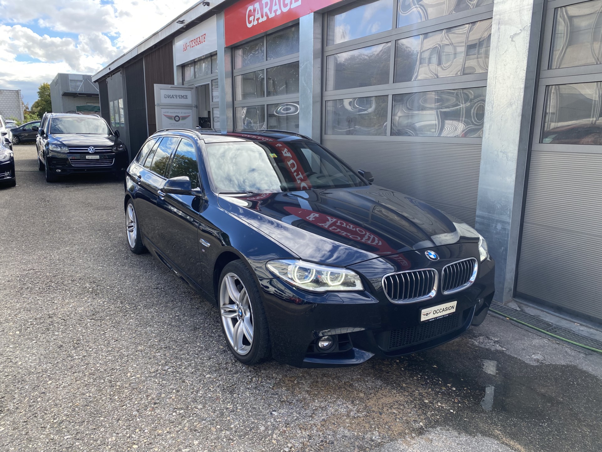 BMW 535d Touring xDrive Modern Line Steptronic-image-2