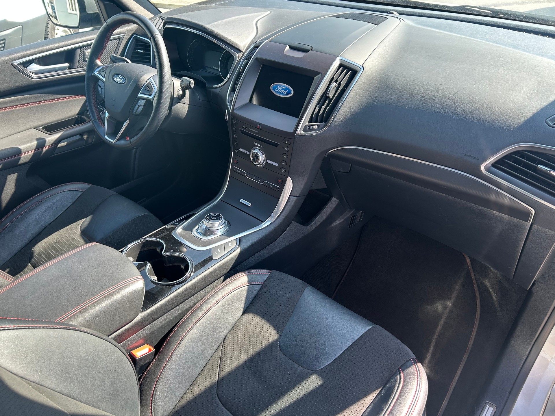 FORD S-Max 2.5 FHEV ST-Line 7Pl-image-4