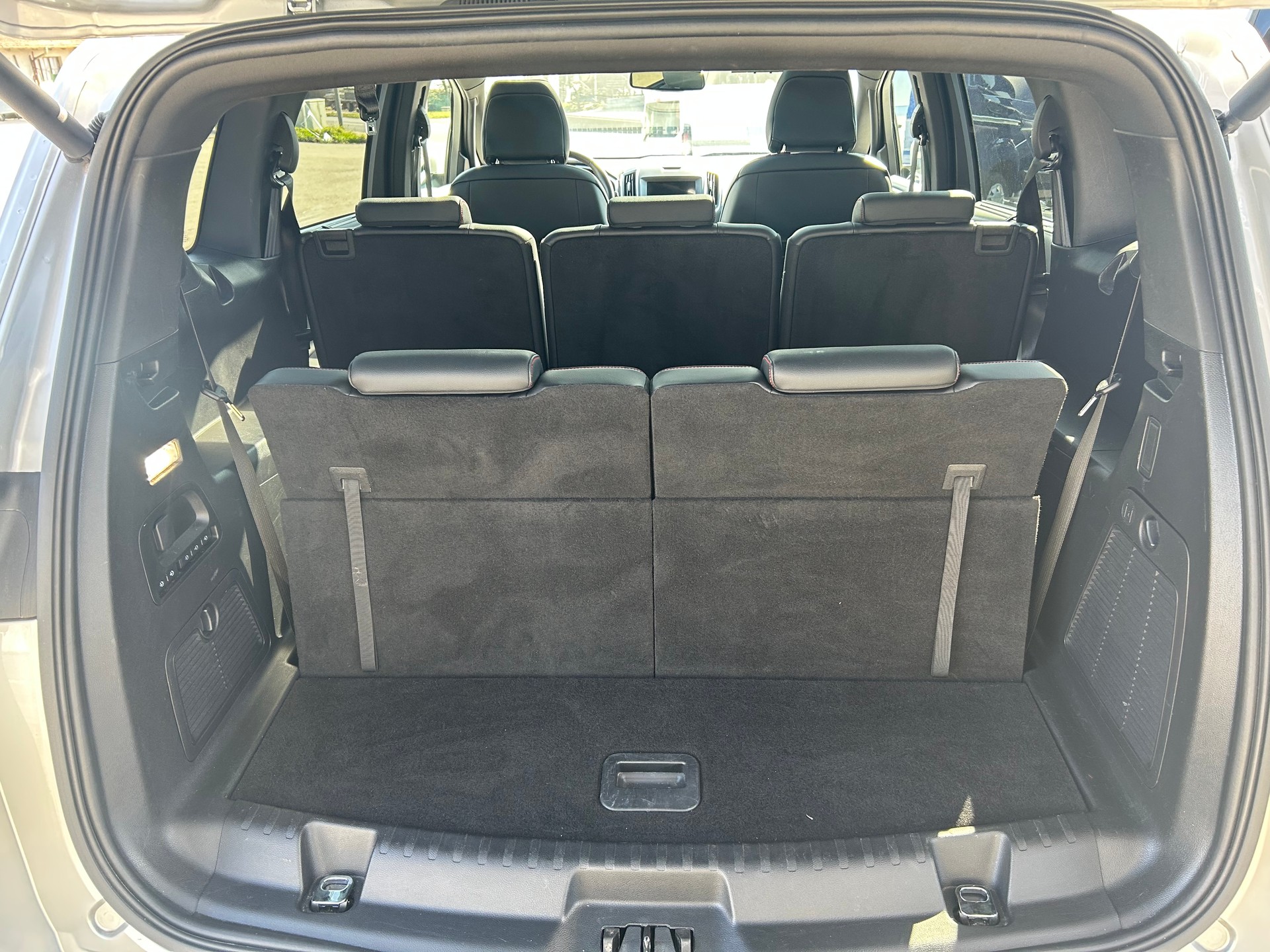 FORD S-Max 2.5 FHEV ST-Line 7Pl-image-6