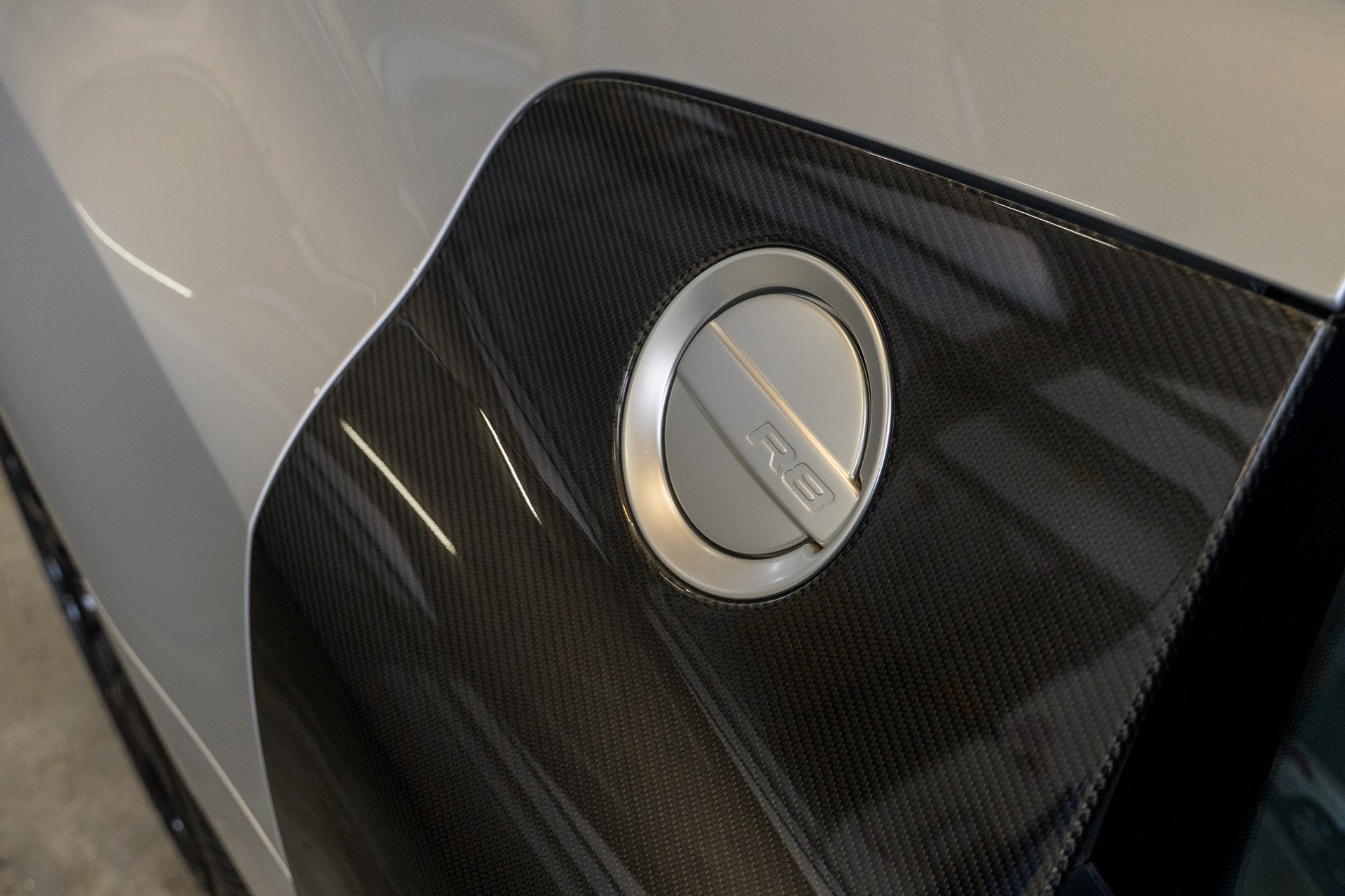 AUDI R8 Coupé 4.2 * Carbon Paket *-image-15