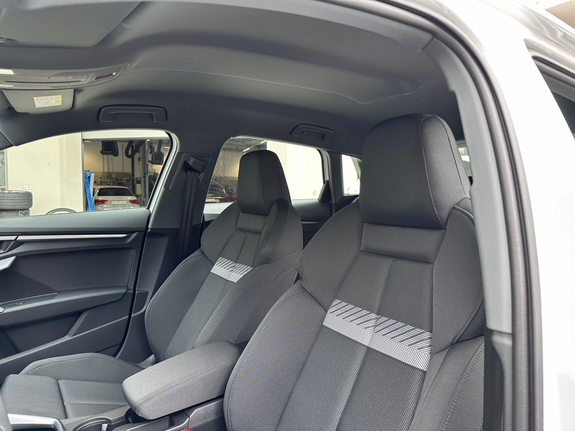 AUDI A3 Sportback 40 TFSI e advanced S-tronic-image-9