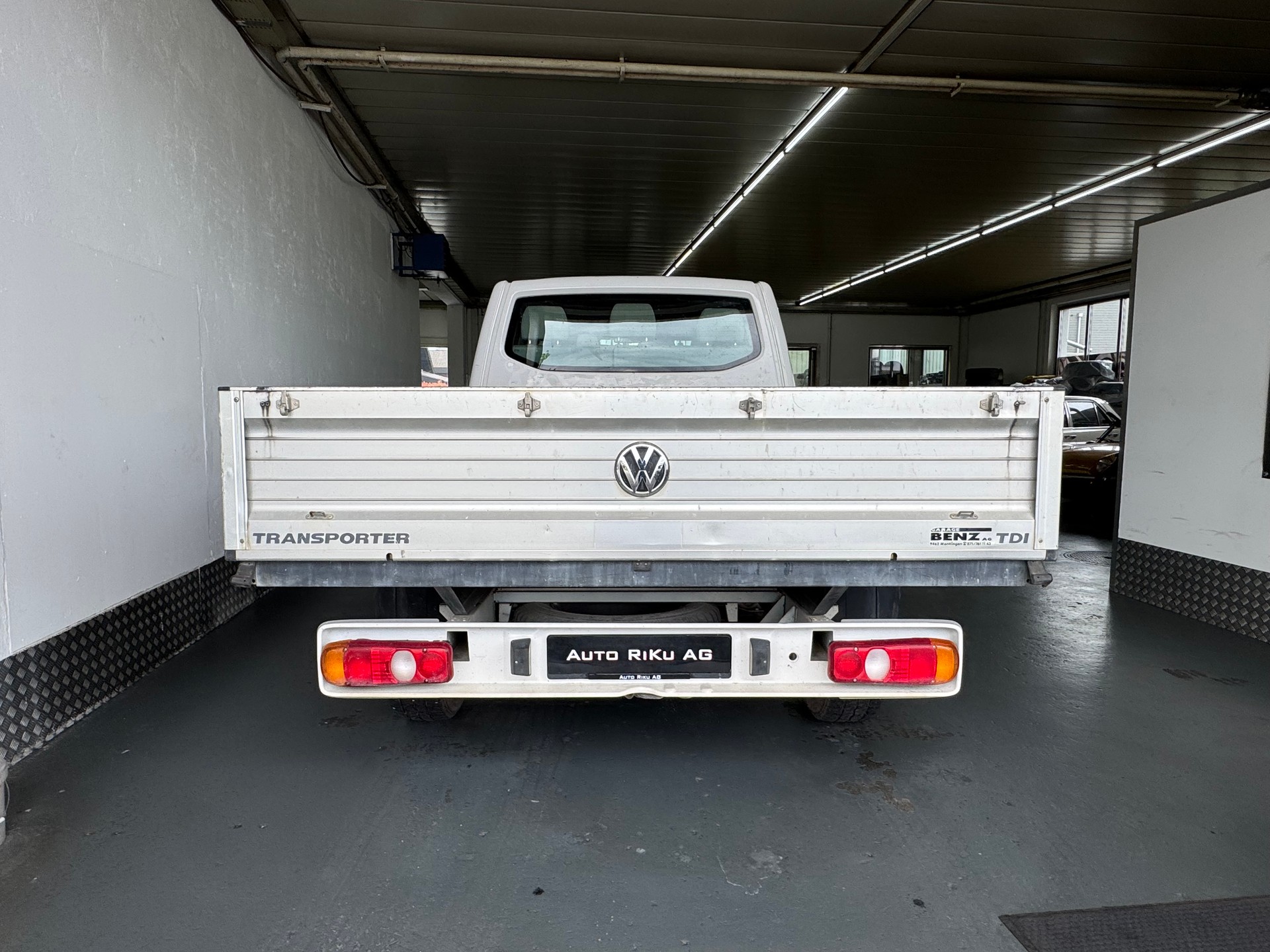 VW T5 2.0 TDI-image-10