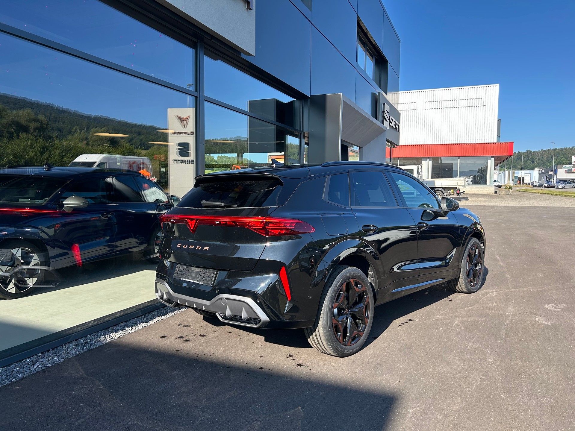 CUPRA Terramar 2.0 TSI DSG Prime Edition VZ 4Drive-image-2