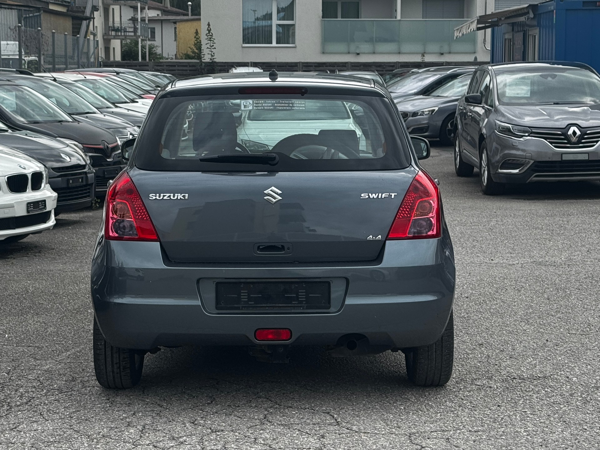 SUZUKI Swift 1.3i 16V GL Top Piz Sulai LE 4x4-image-13