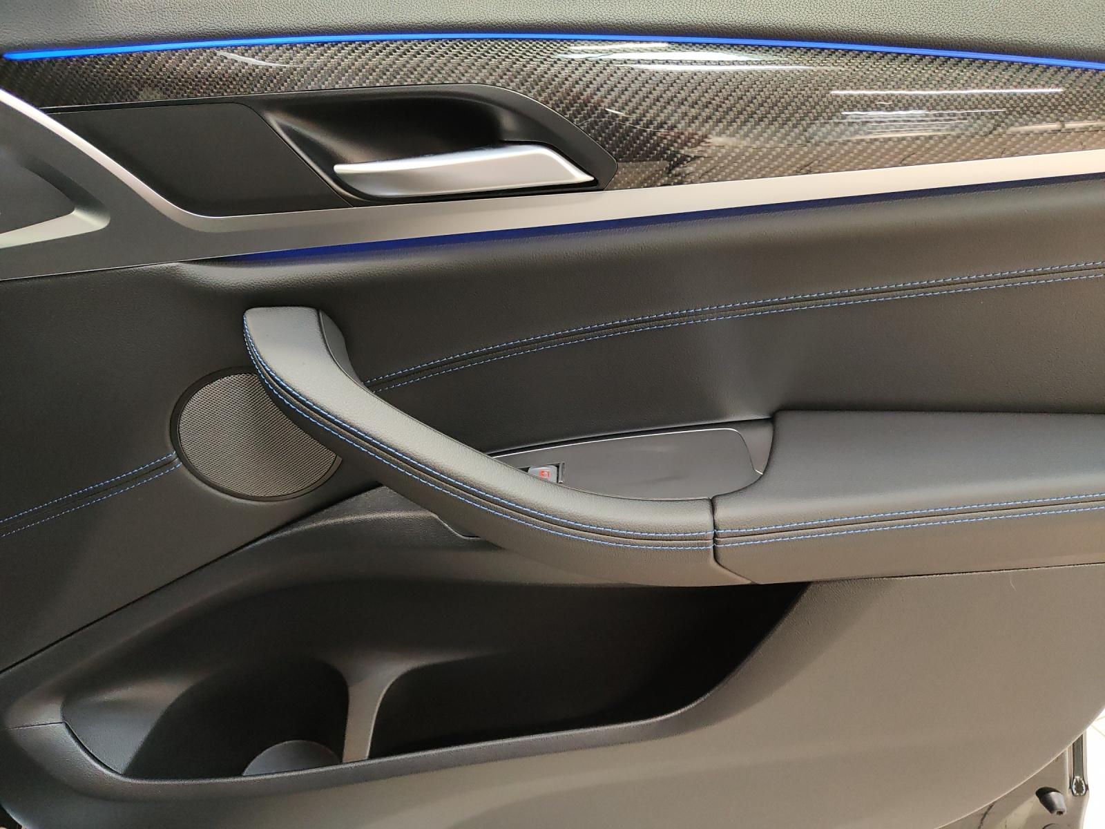 BMW X4 M40d-image-21
