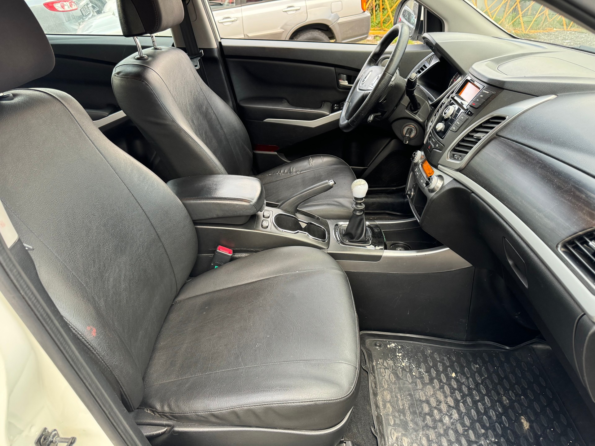 KGM-SsangYong Korando 2.0 e-XDI Sapphire 4WD-image-6
