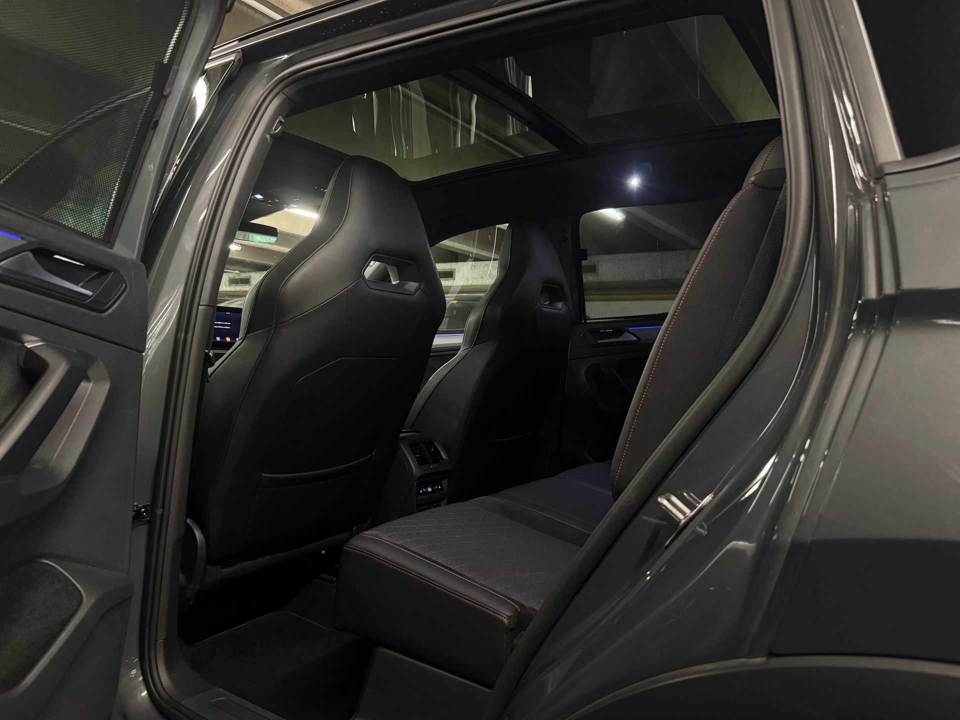 SEAT Tarraco 2.0 TDI FR DSG 7 places-image-4