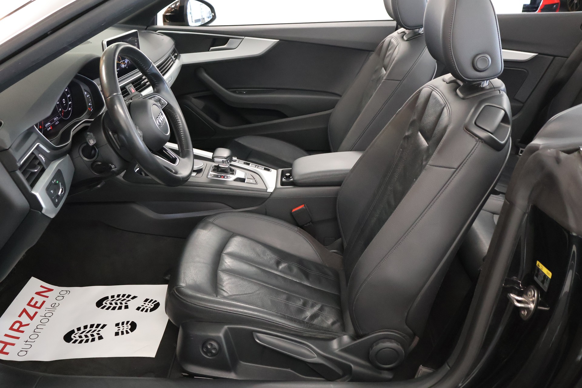 AUDI A5 Cabriolet 2.0 TFSI quattro S-tronic-image-11