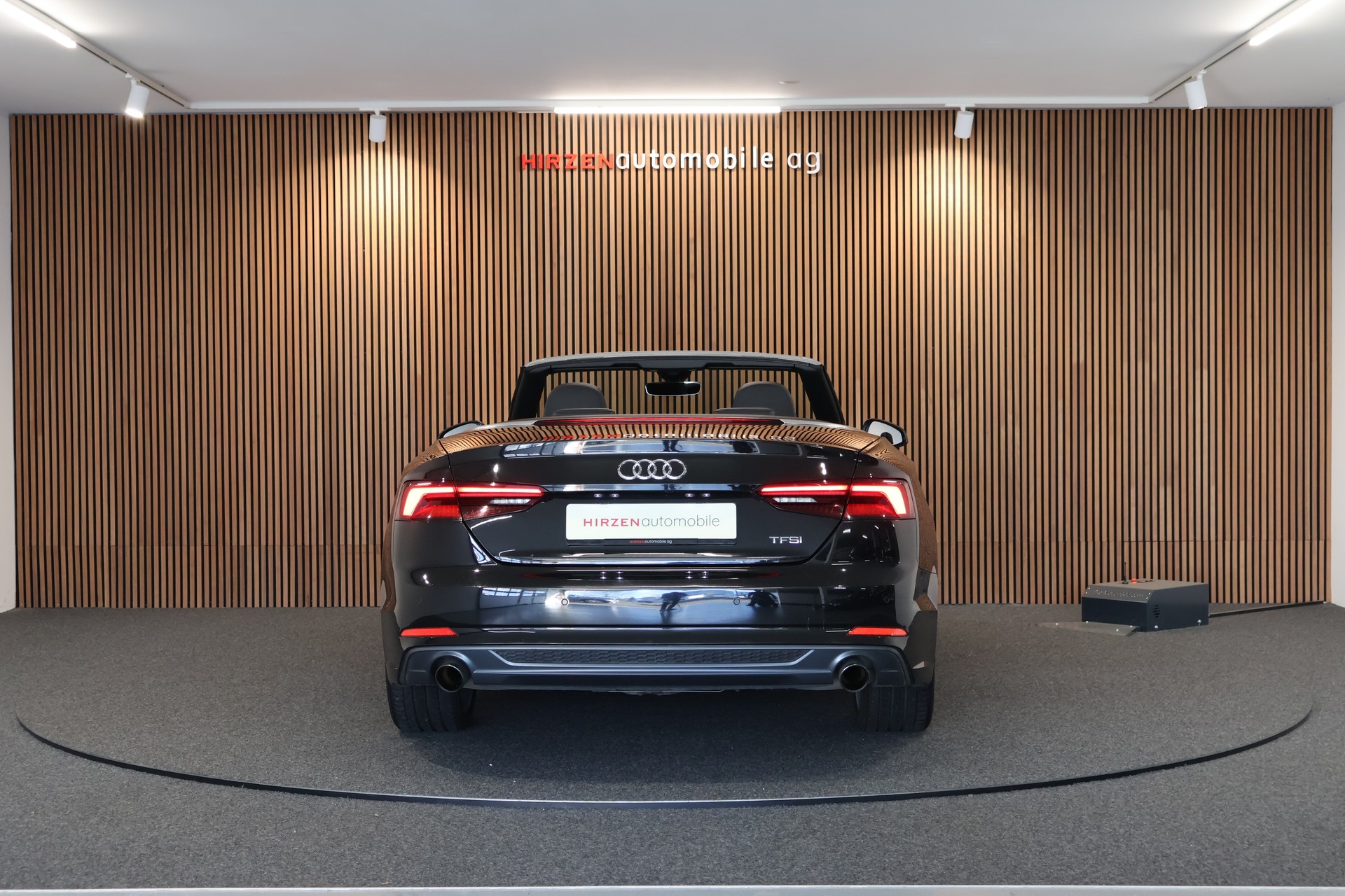 AUDI A5 Cabriolet 2.0 TFSI quattro S-tronic-image-6