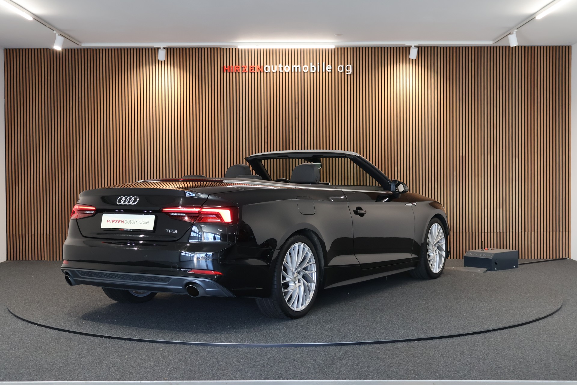AUDI A5 Cabriolet 2.0 TFSI quattro S-tronic-image-7
