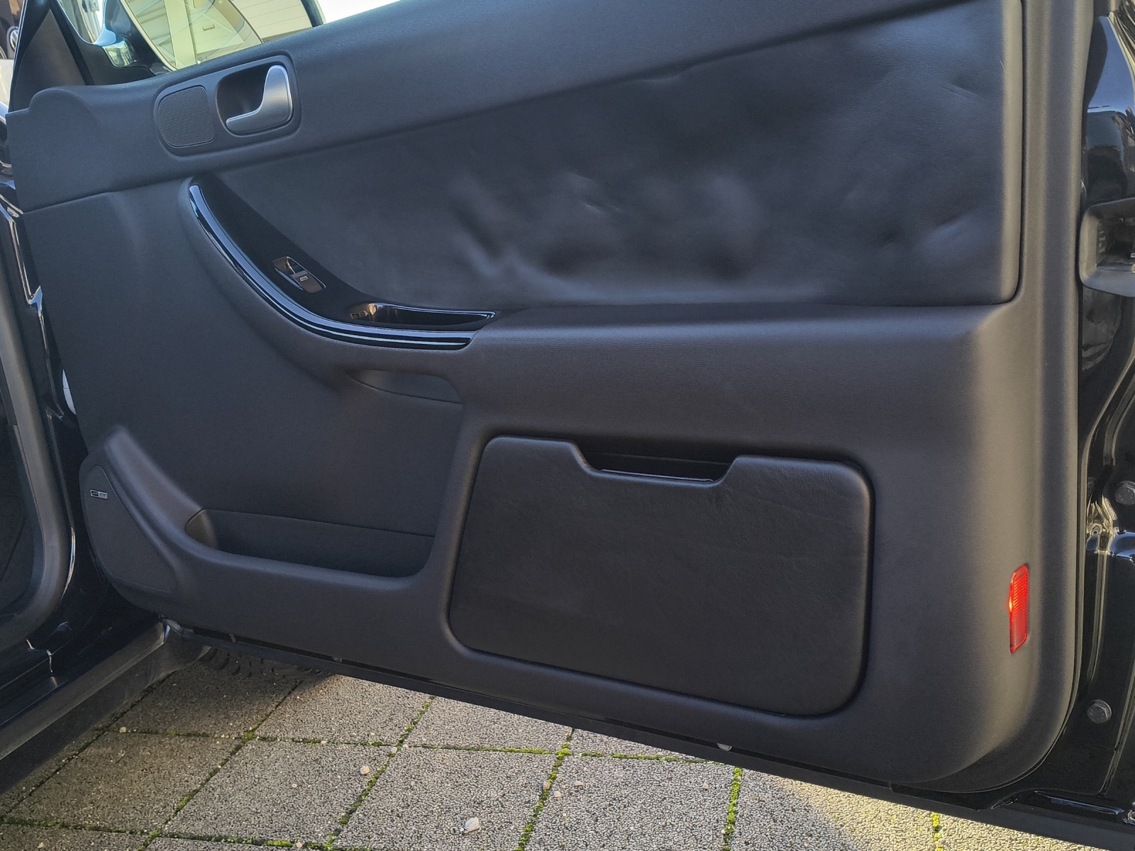 AUDI S3 quattro-image-17