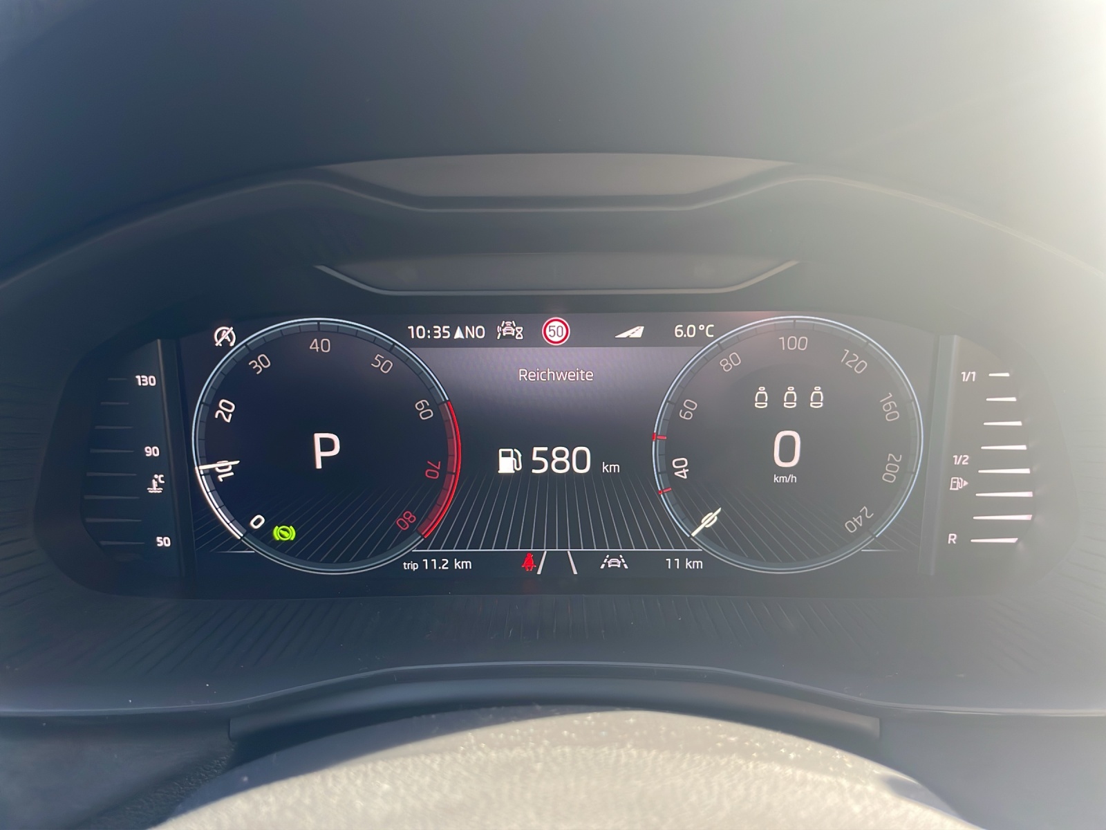 SKODA Kamiq 1.0 TSI Dynamic DSG-image-8