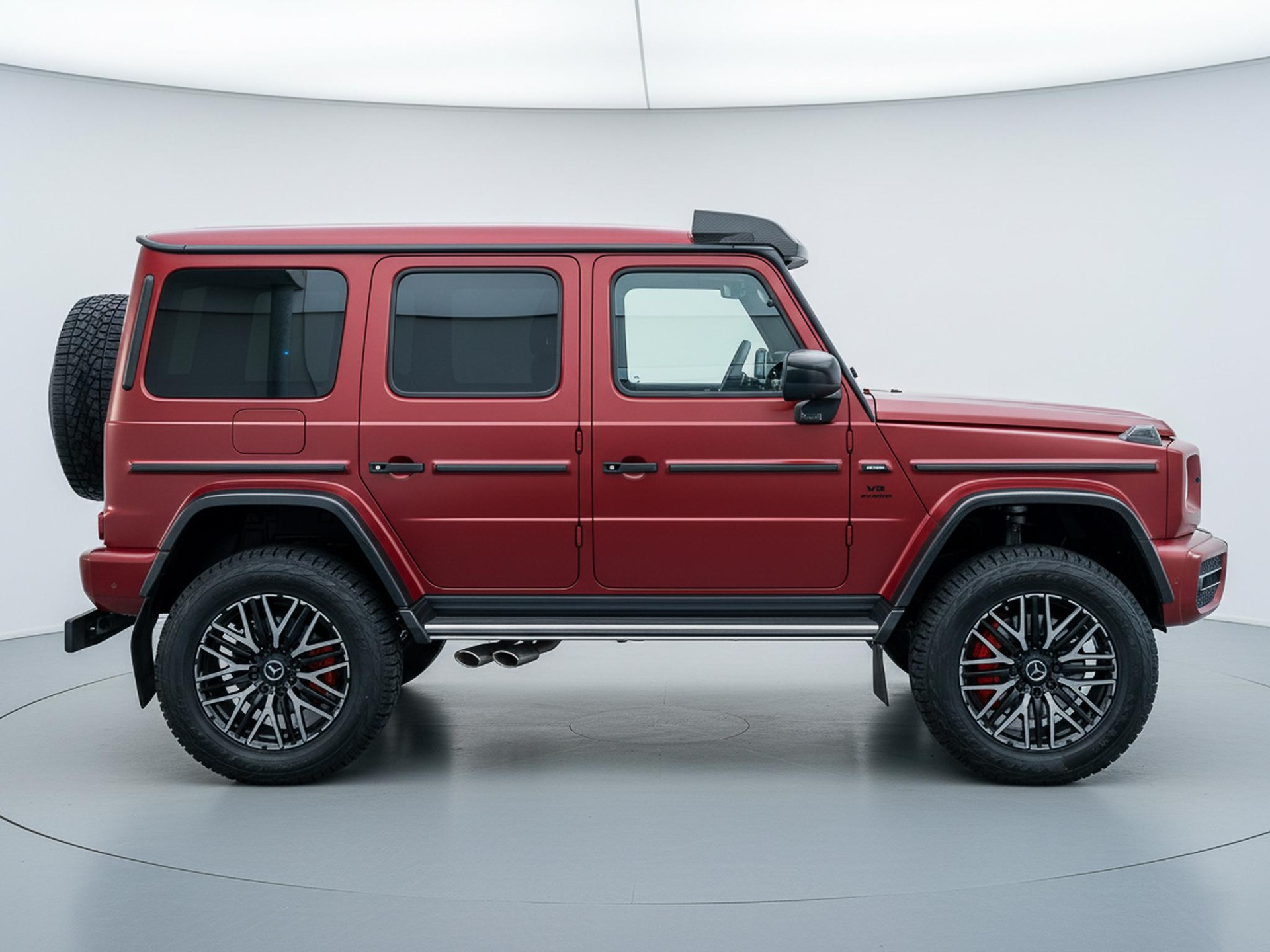MERCEDES-BENZ G 63 AMG 4X42-image-1