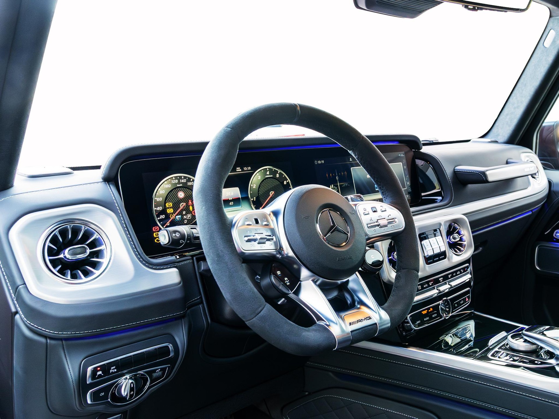 MERCEDES-BENZ G 63 AMG 4X42-image-9