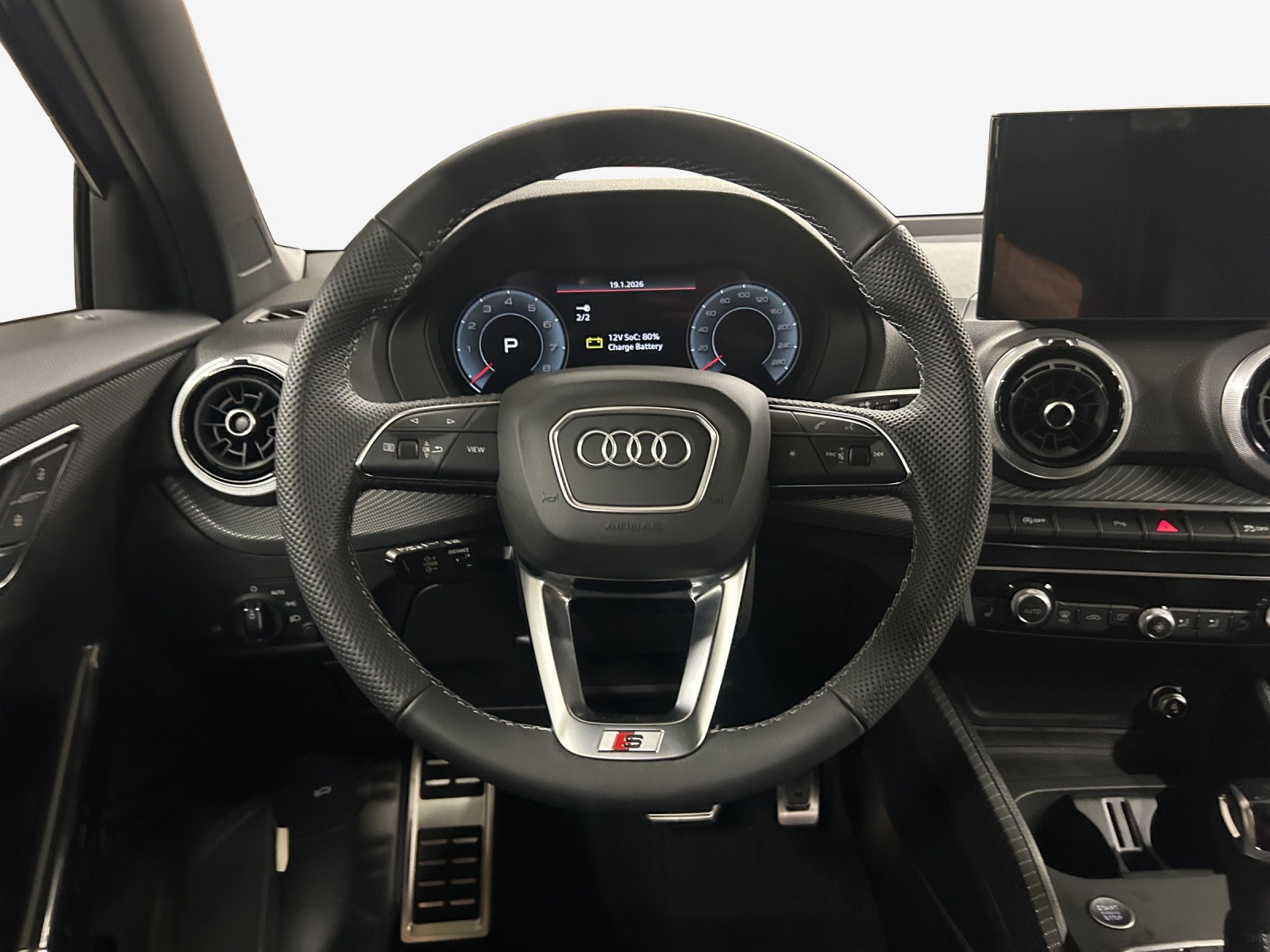 AUDI Q2 35 TFSI S line S-tronic-image-9