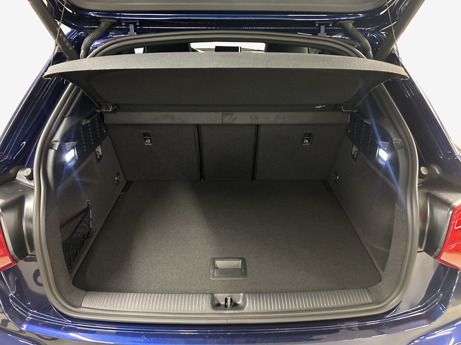 AUDI Q2 35 TFSI S line S-tronic-image-12
