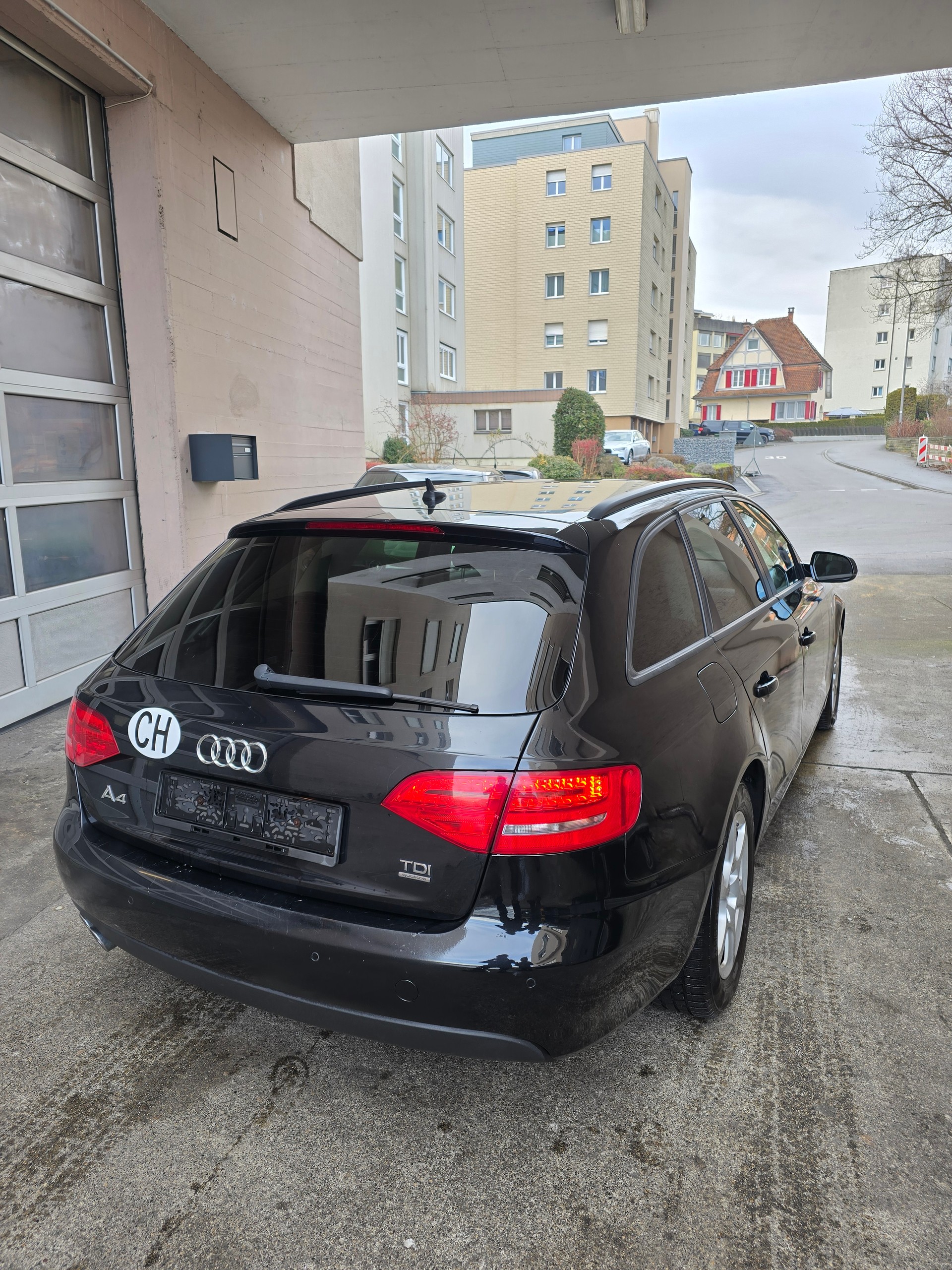 AUDI A4 Avant 3.0 TDI add Blue quattro tiptronic-image-4