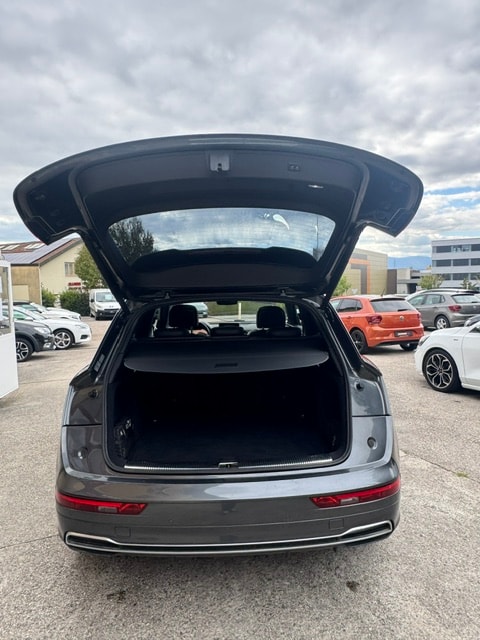 AUDI Q5 2.0 TFSI sport quattro S-tronic-image-25