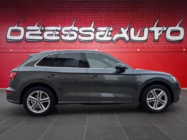AUDI Q5 2.0 TFSI sport quattro S-tronic-image-3