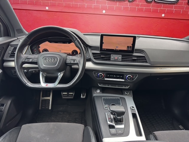 AUDI Q5 2.0 TFSI sport quattro S-tronic-image-10