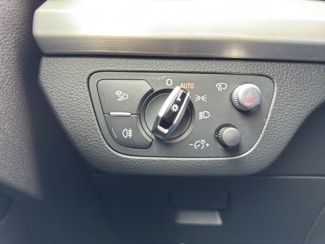 AUDI Q5 2.0 TFSI sport quattro S-tronic-image-19