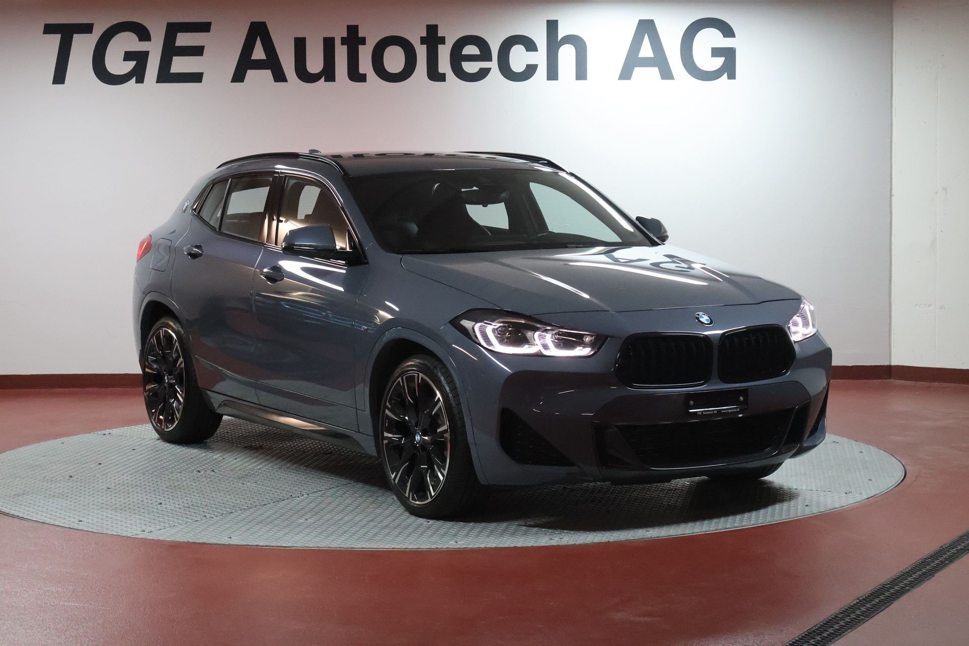 BMW X2 xDrive 20d M Sport Steptronic-image-2