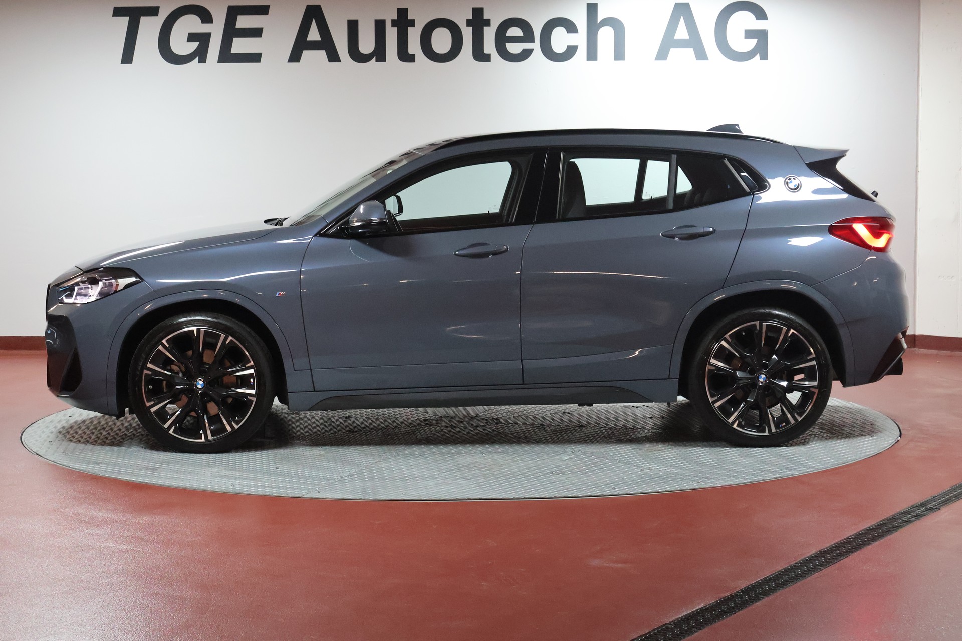 BMW X2 xDrive 20d M Sport Steptronic-image-3