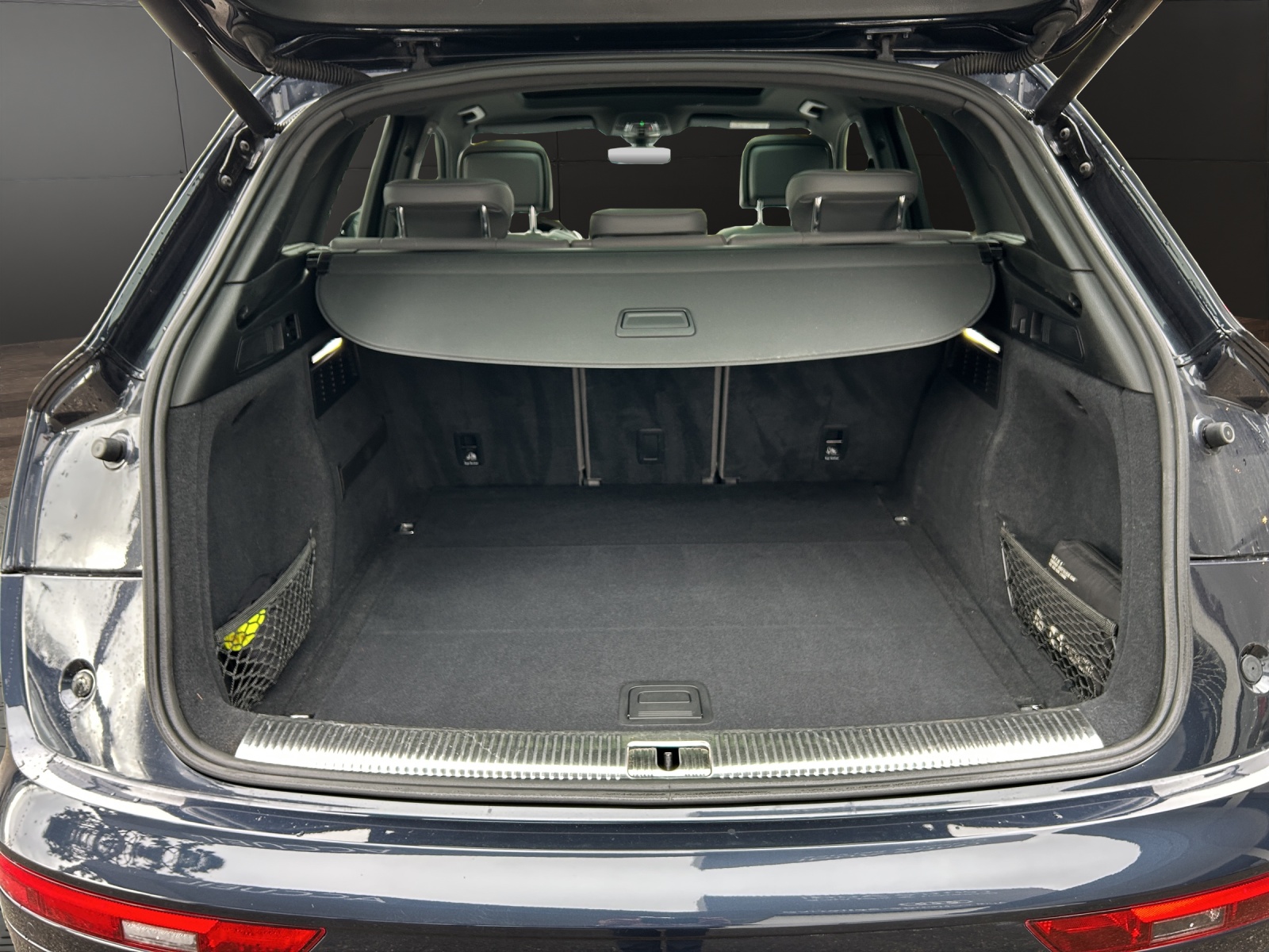 AUDI SQ5 TDI quattro tiptronic-image-17