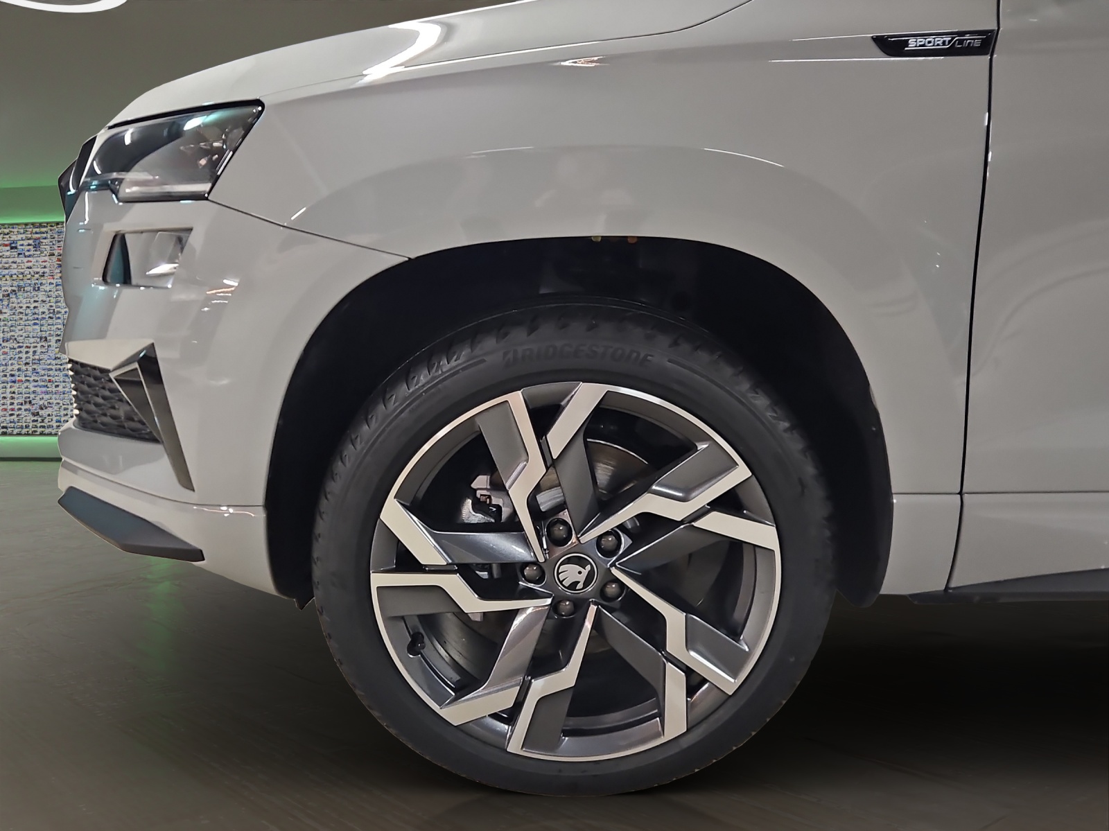 SKODA Karoq 2.0 TSI SportLine 4x4 DSG-image-5