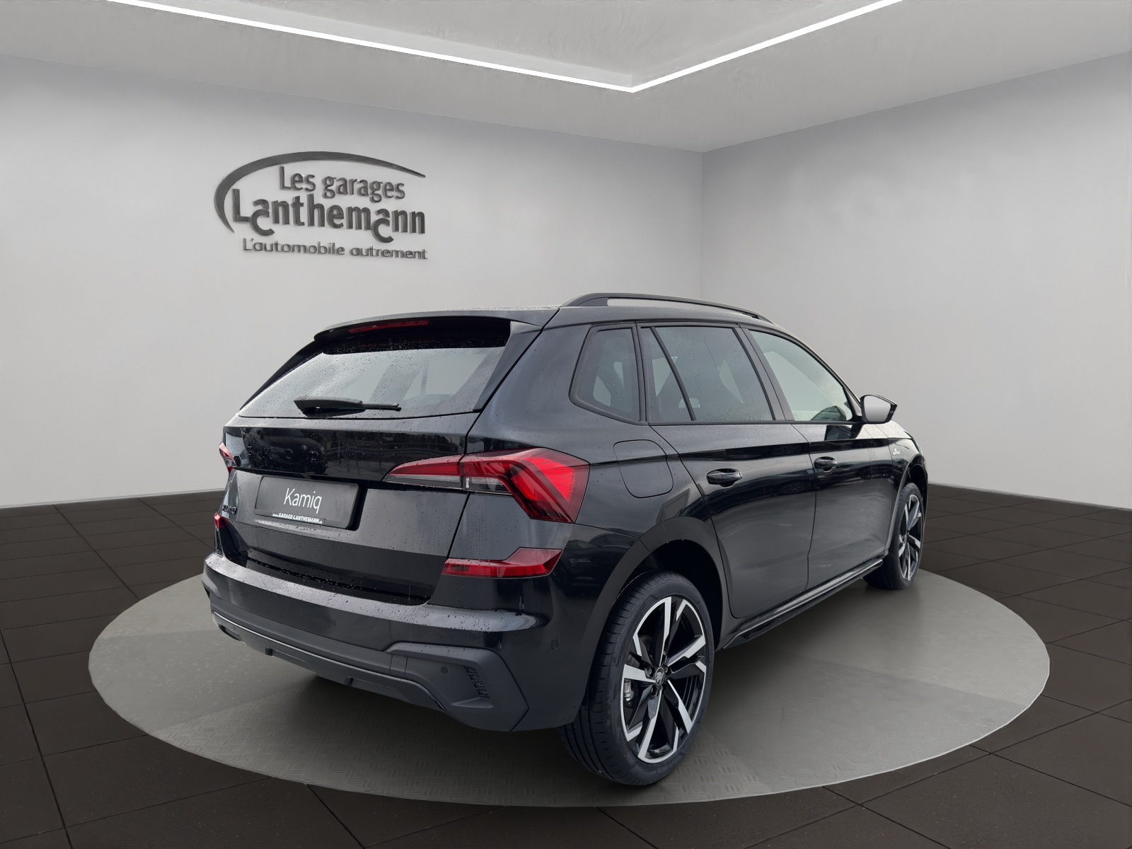 SKODA Kamiq 1.5 TSI Monte Carlo DSG-image-4