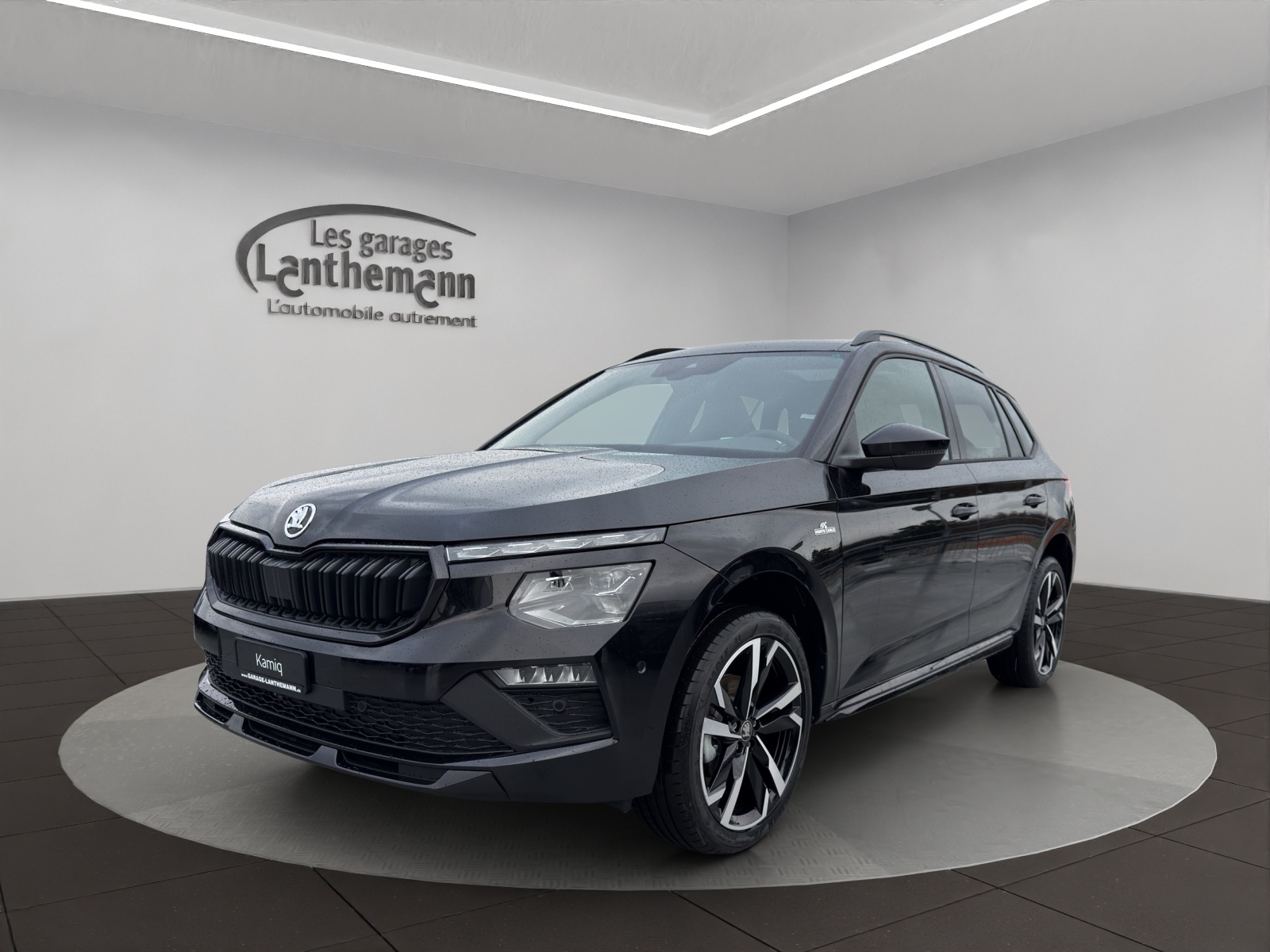 SKODA Kamiq 1.5 TSI Monte Carlo DSG-image-0