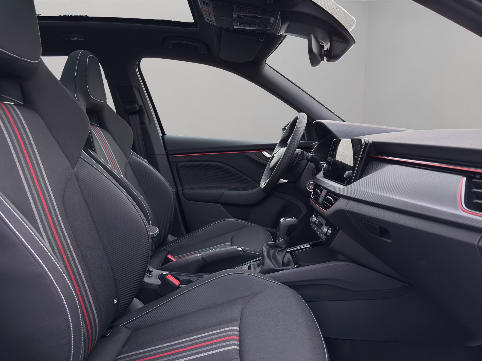 SKODA Kamiq 1.5 TSI Monte Carlo DSG-image-17
