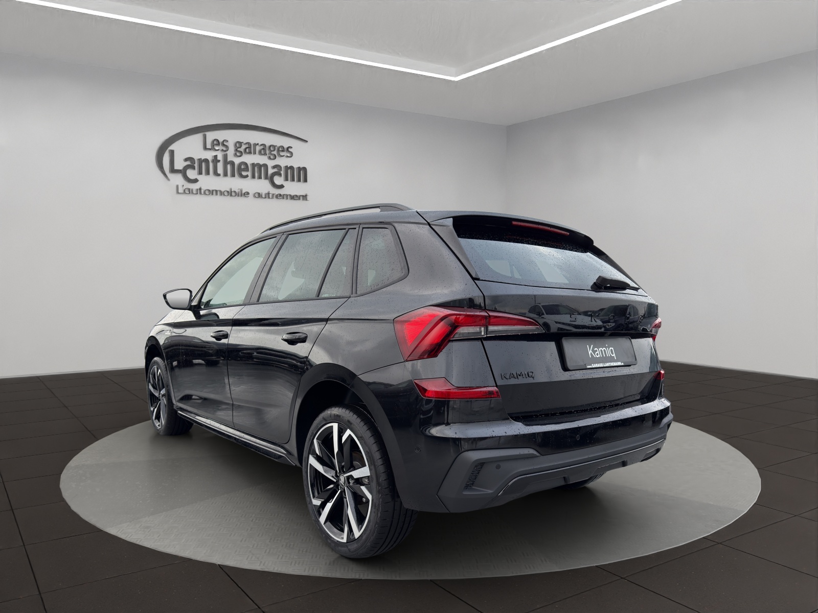SKODA Kamiq 1.5 TSI Monte Carlo DSG-image-2