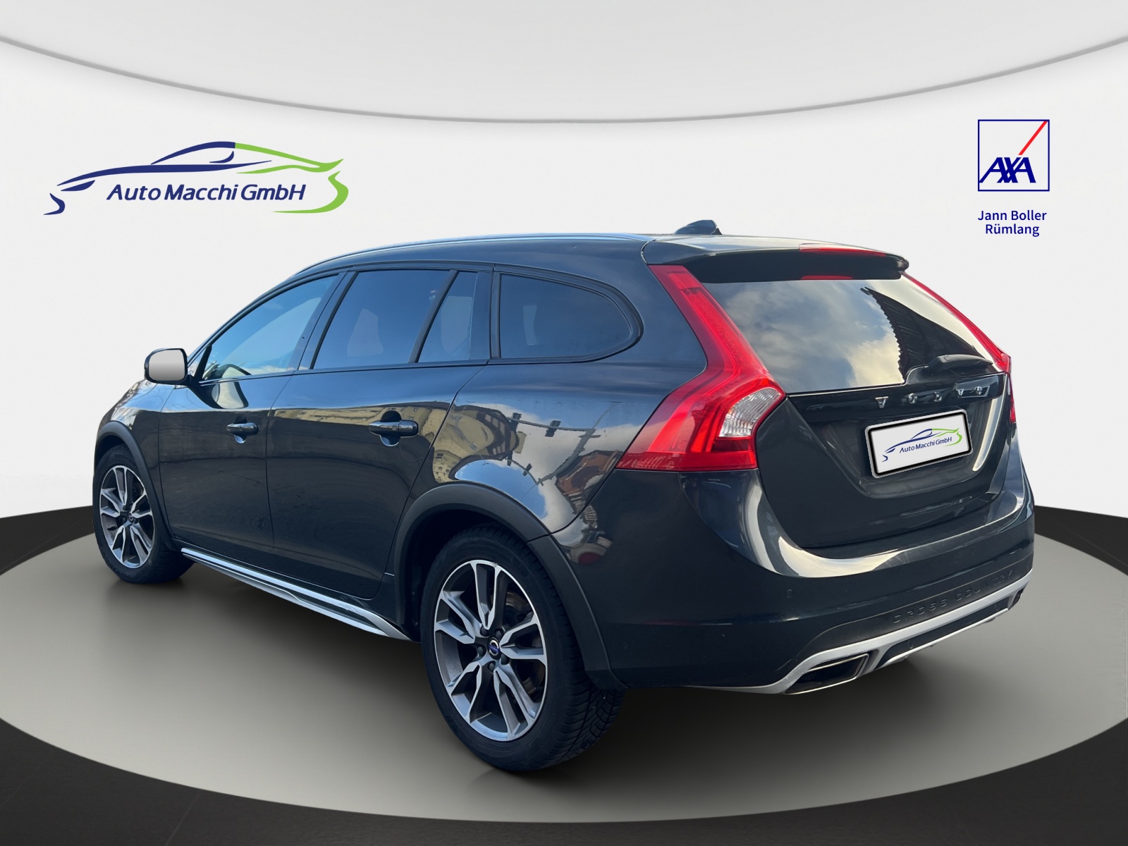 VOLVO V60 Cross Country D4 AWD Summum Geartronic-image-5