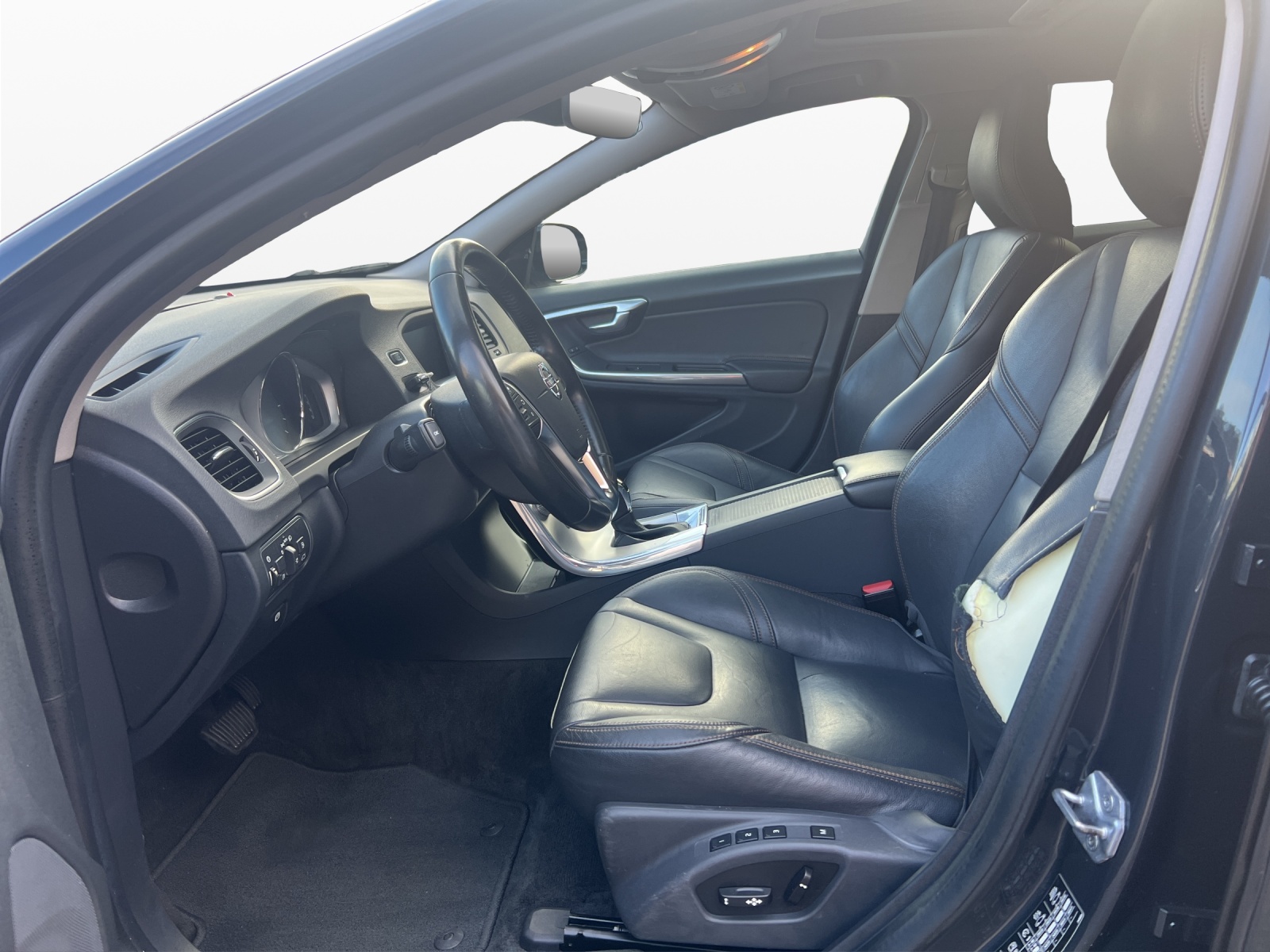 VOLVO V60 Cross Country D4 AWD Summum Geartronic-image-8