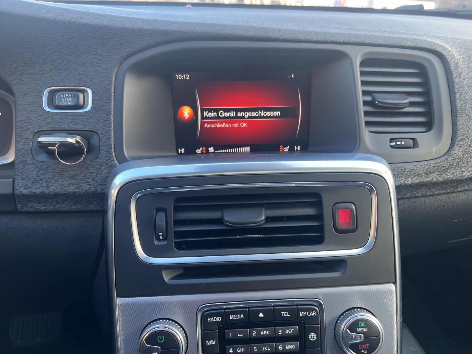 VOLVO V60 Cross Country D4 AWD Summum Geartronic-image-22