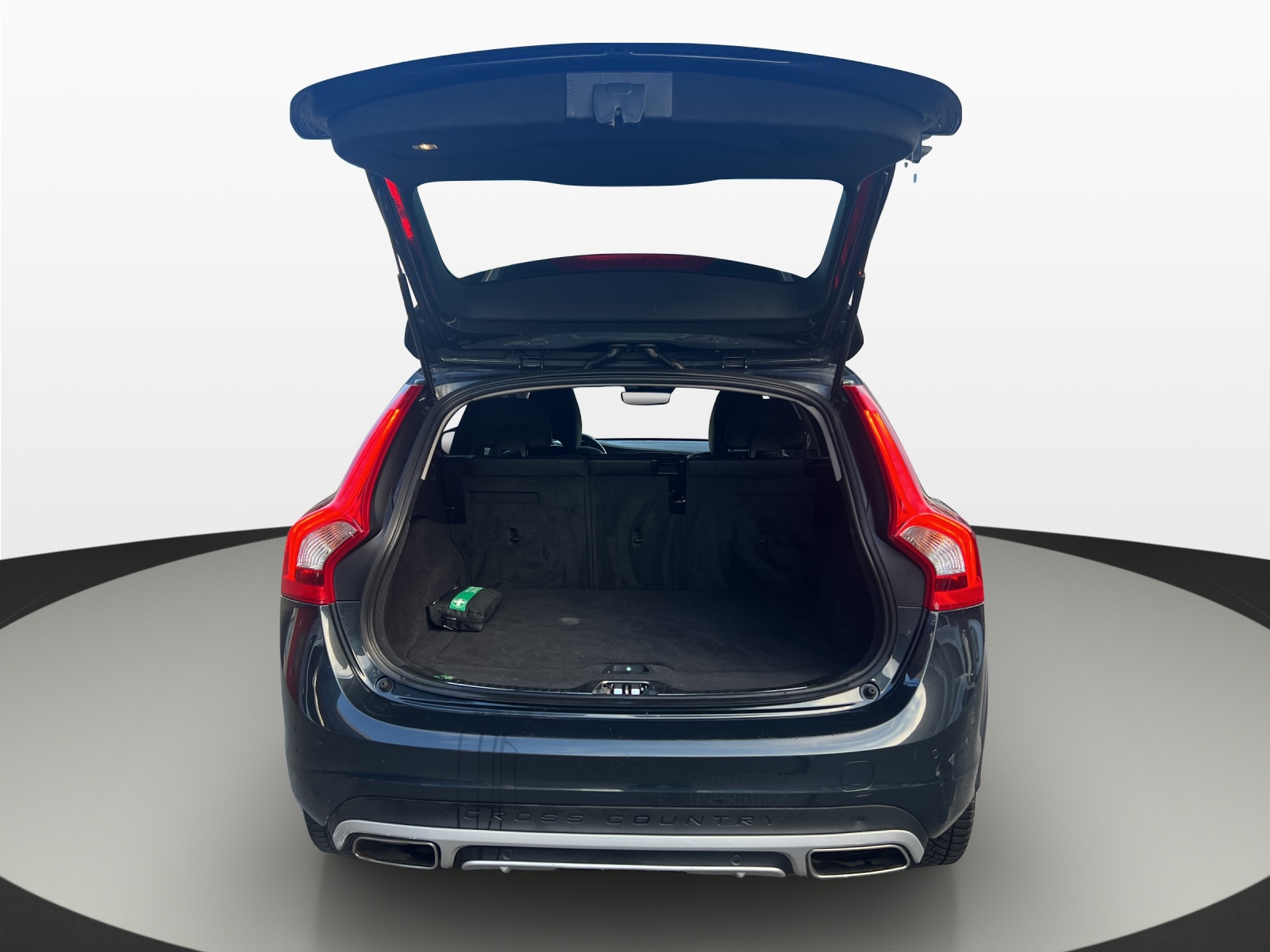 VOLVO V60 Cross Country D4 AWD Summum Geartronic-image-19