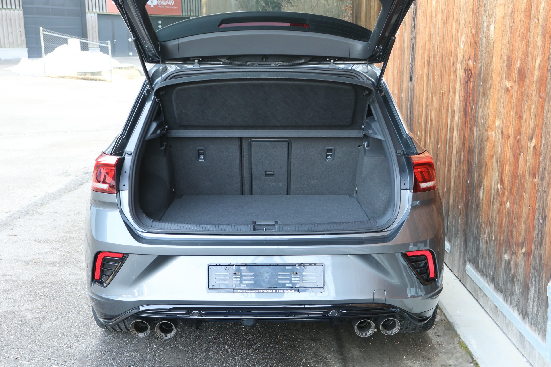 VW T-Roc 2.0 TSI R DSG 4Motion-image-14