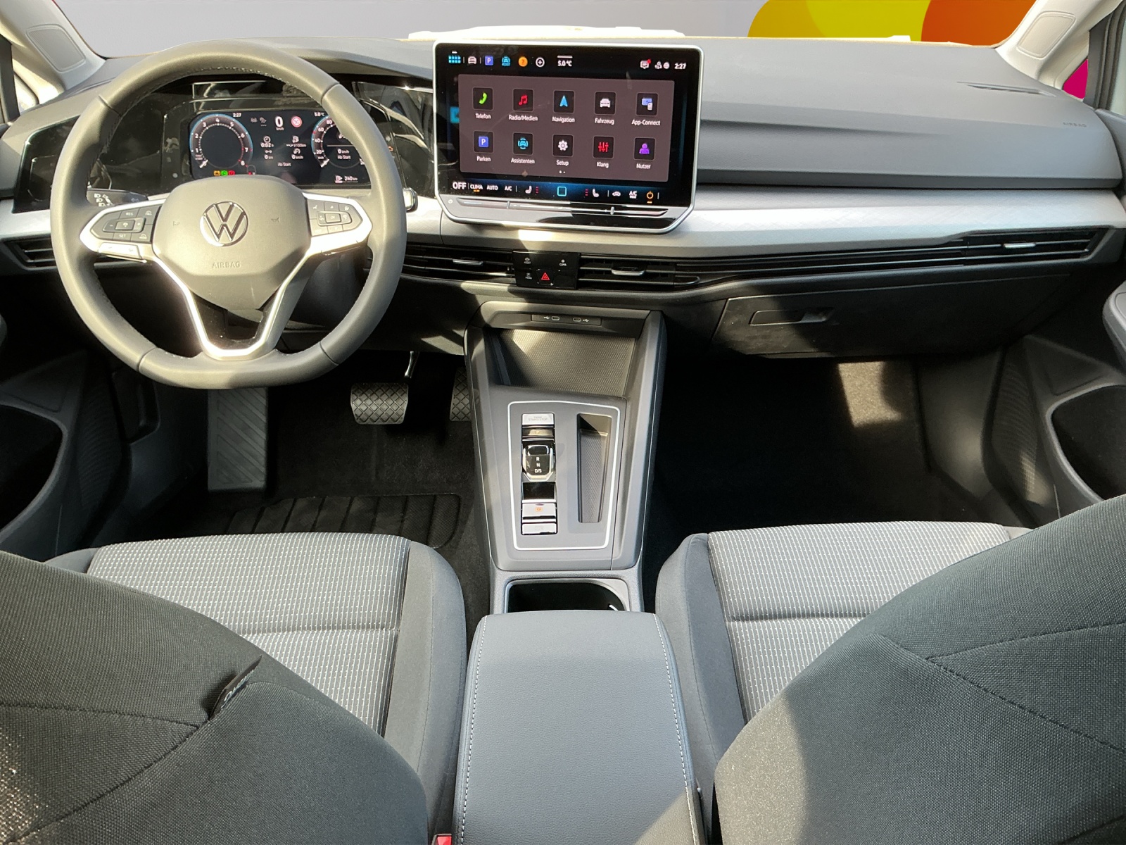 VW Golf Variant 1.5 eTSI mHEV Basis DSG-image-8