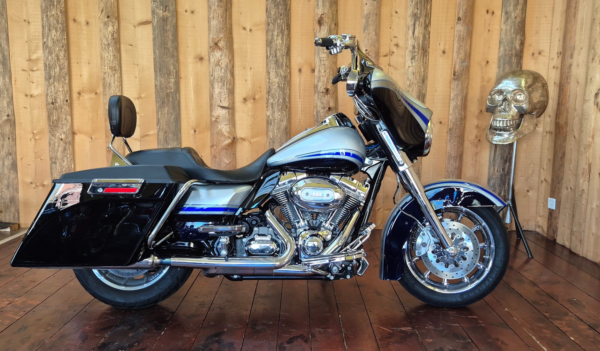 HARLEY-DAVIDSON FLHTCUSE4 Electra Glide Ultra Classic CVO ABS-image-14