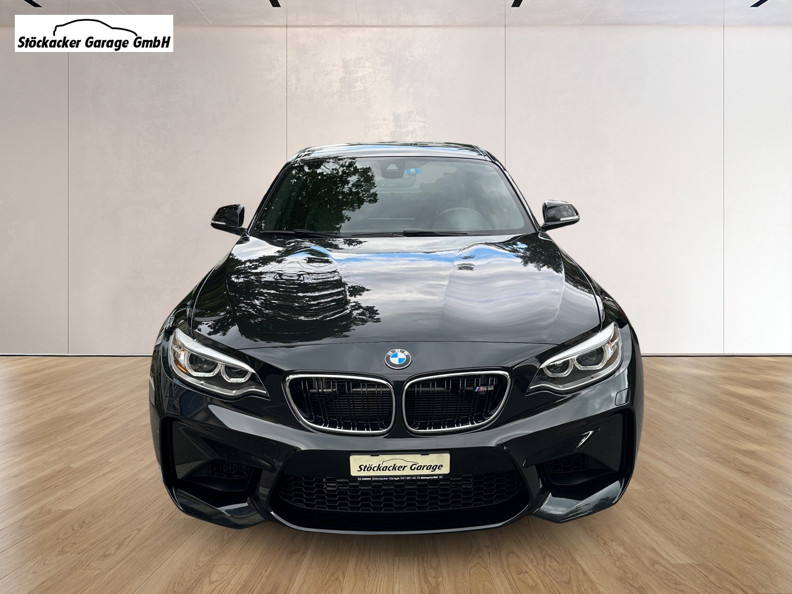 BMW M2 Drivelogic-showroom-element-2