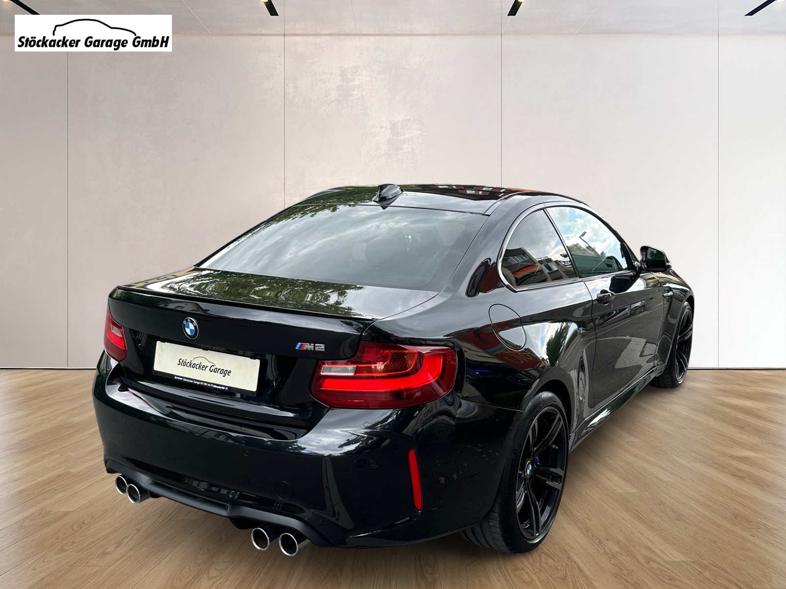 BMW M2 Drivelogic-showroom-element-3