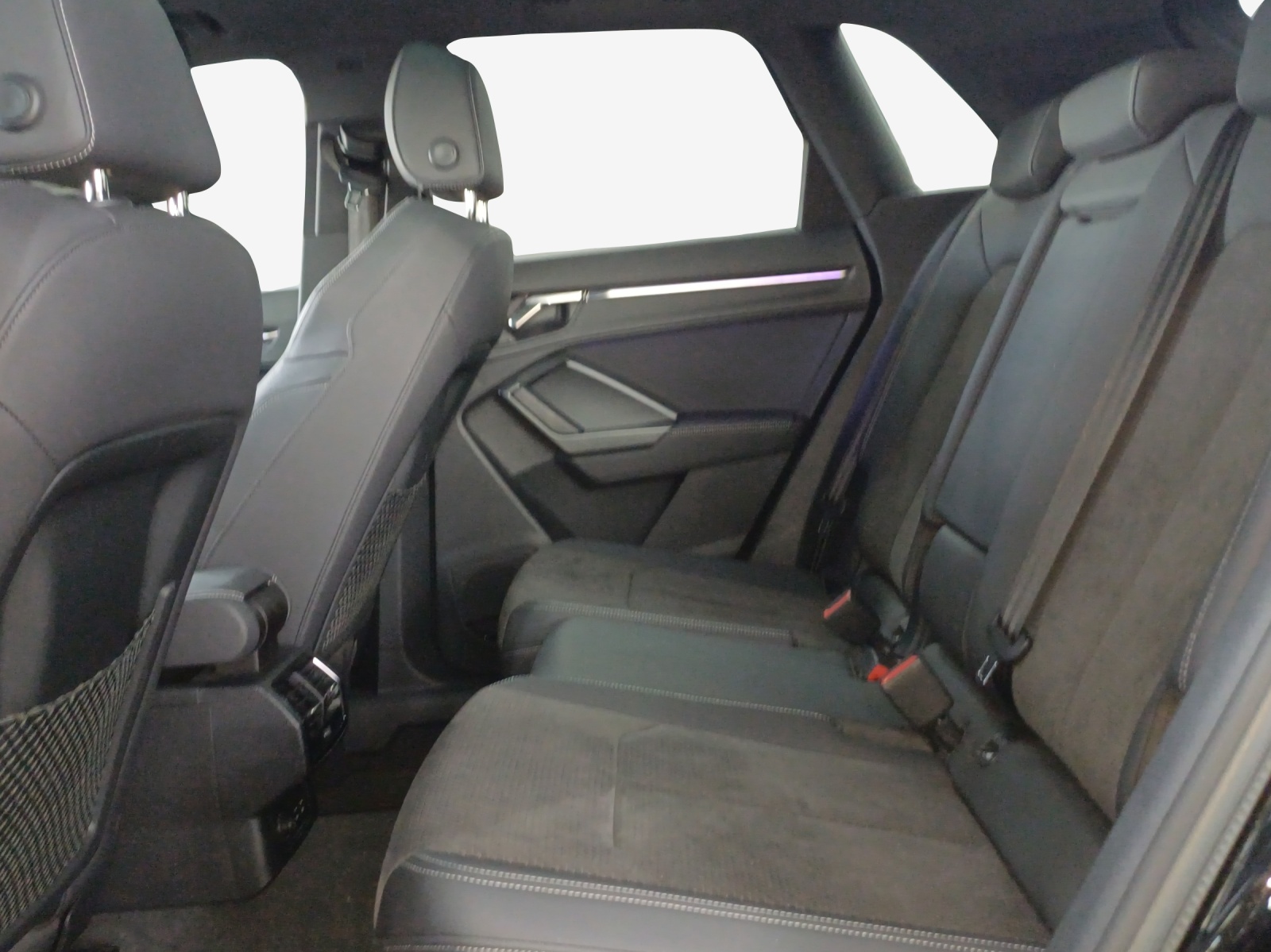 AUDI Q3 Sportback 35 TFSI S line Attraction S-tronic-image-11