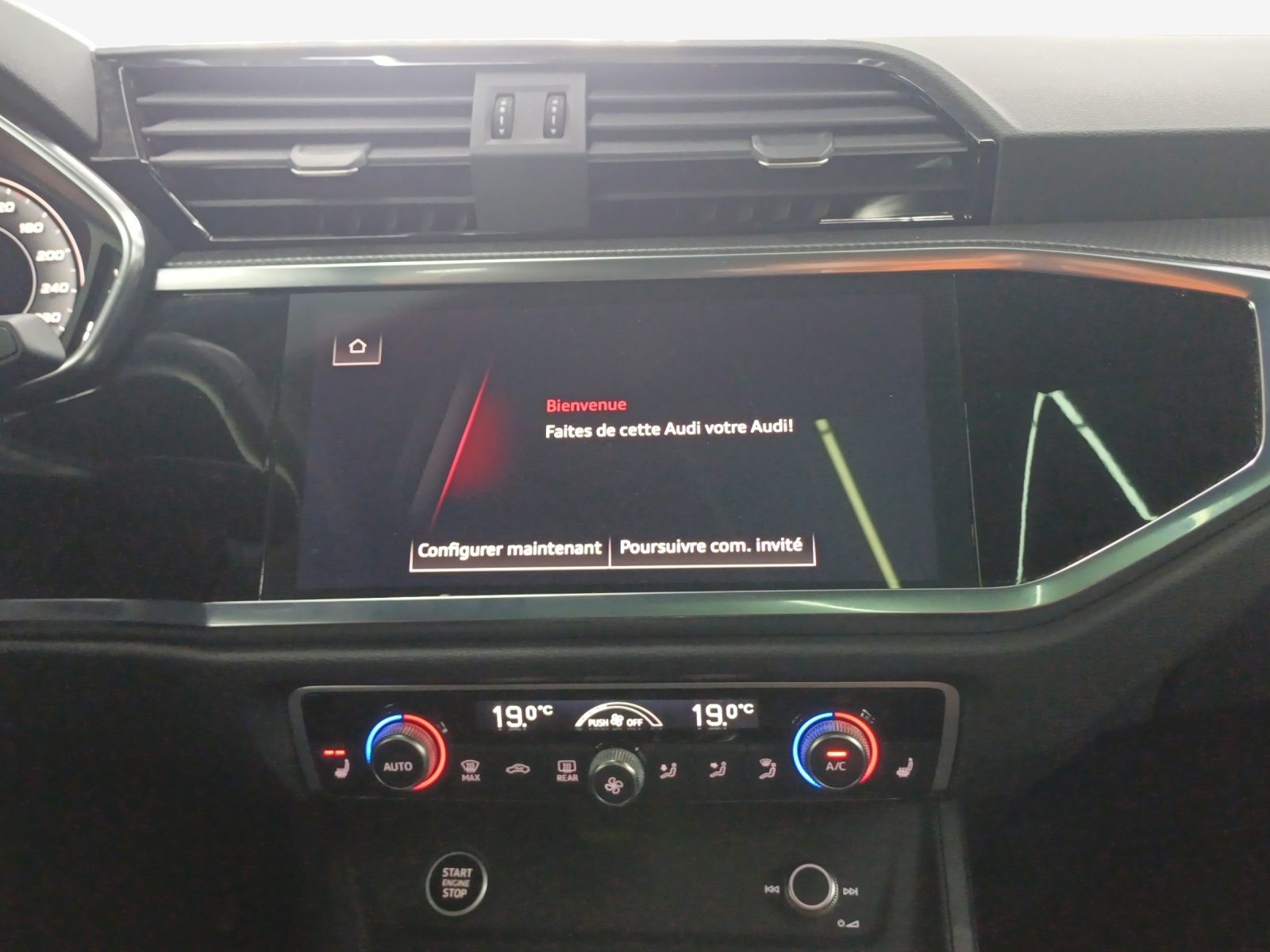 AUDI Q3 Sportback 35 TFSI S line Attraction S-tronic-image-10