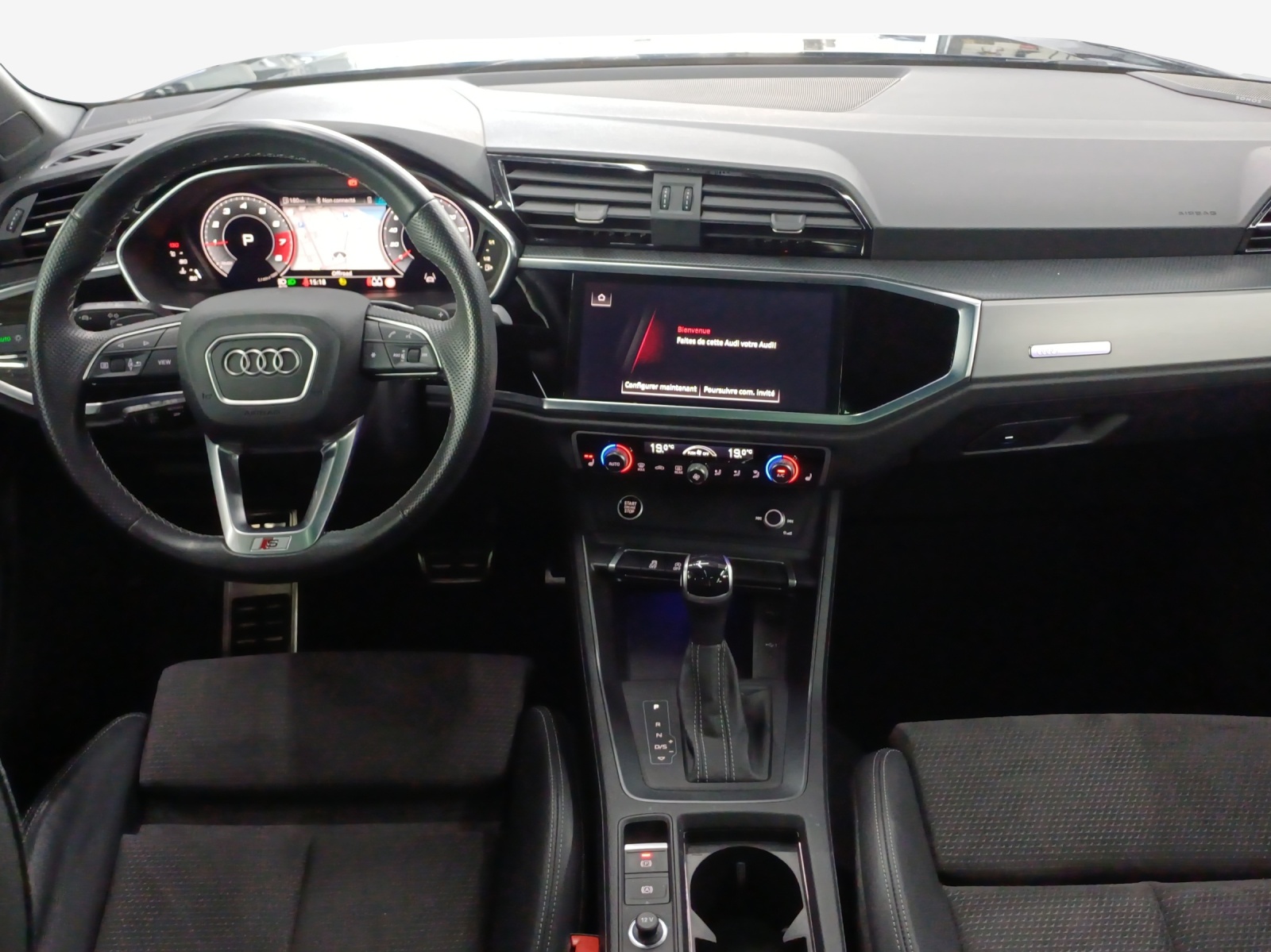AUDI Q3 Sportback 35 TFSI S line Attraction S-tronic-image-8