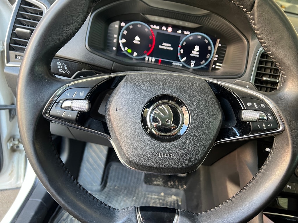 SKODA Karoq 2.0 TDI CR Ambition 4x4 DSG-image-13