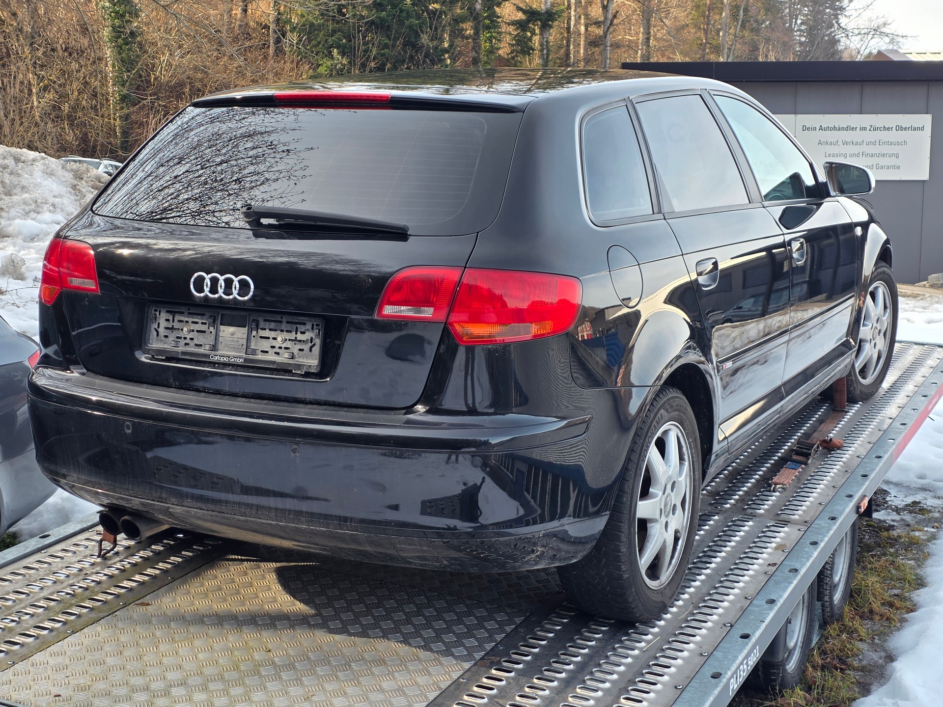 AUDI A3 Sportback 2.0 Turbo FSI Ambition quattro-image-4
