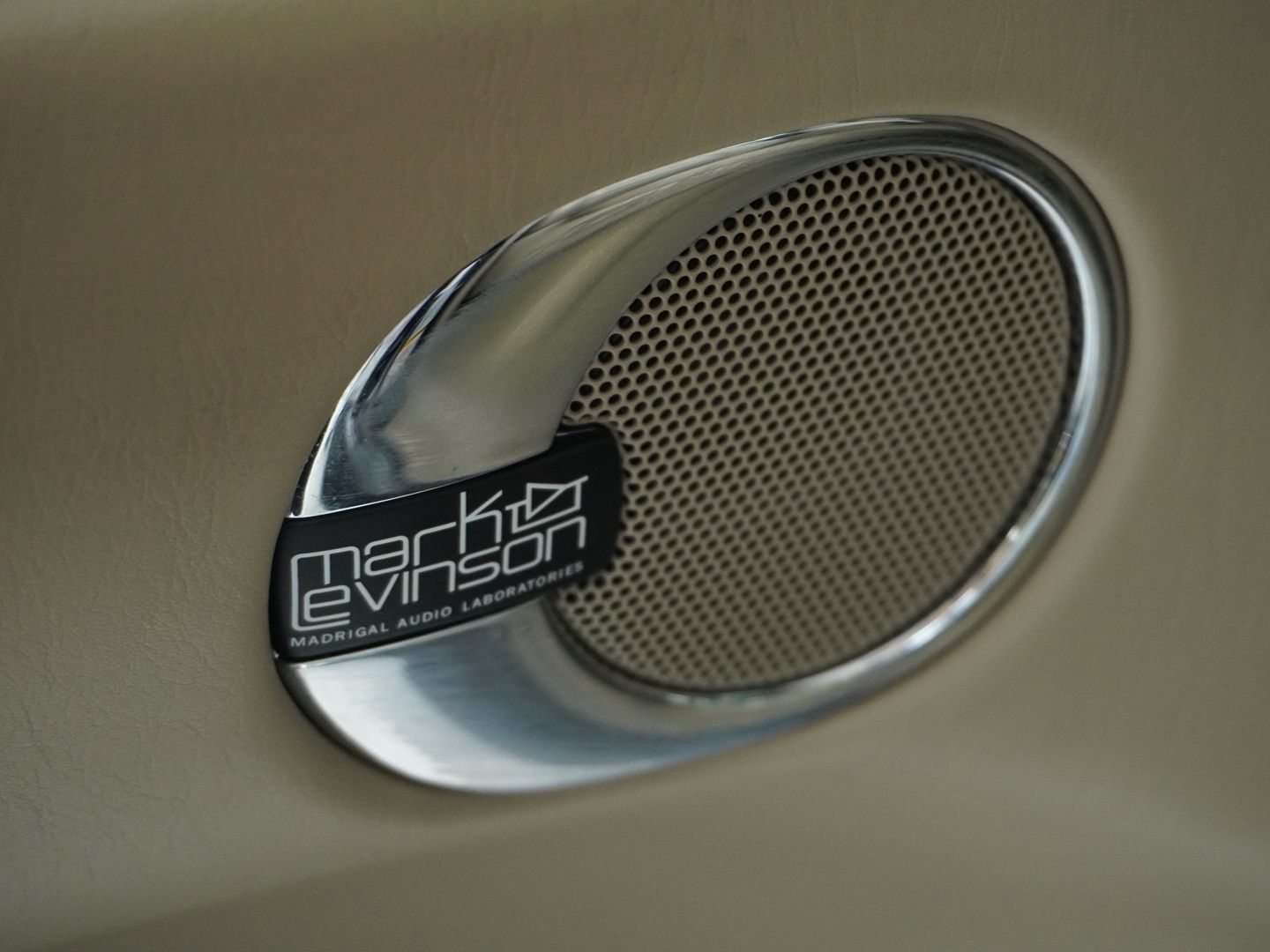 LEXUS 470 V8-image-17